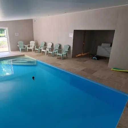 Gite Le Puy Martineau Piscine Privee Interieure Chauffee A 10 Min Du Puy Du Fo Saint-Mars-la-Reorthe Exterior photo