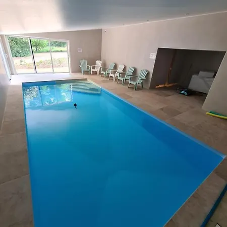 Gite Le Puy Martineau Piscine Privee Interieure Chauffee A 10 Min Du Puy Du Fo Saint-Mars-la-Reorthe Exterior photo